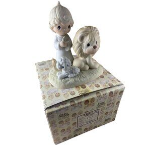 Precious Moments Enesco Figurine "Peace On Earth" 1982 E9287 Boy With Lamb & Lio
